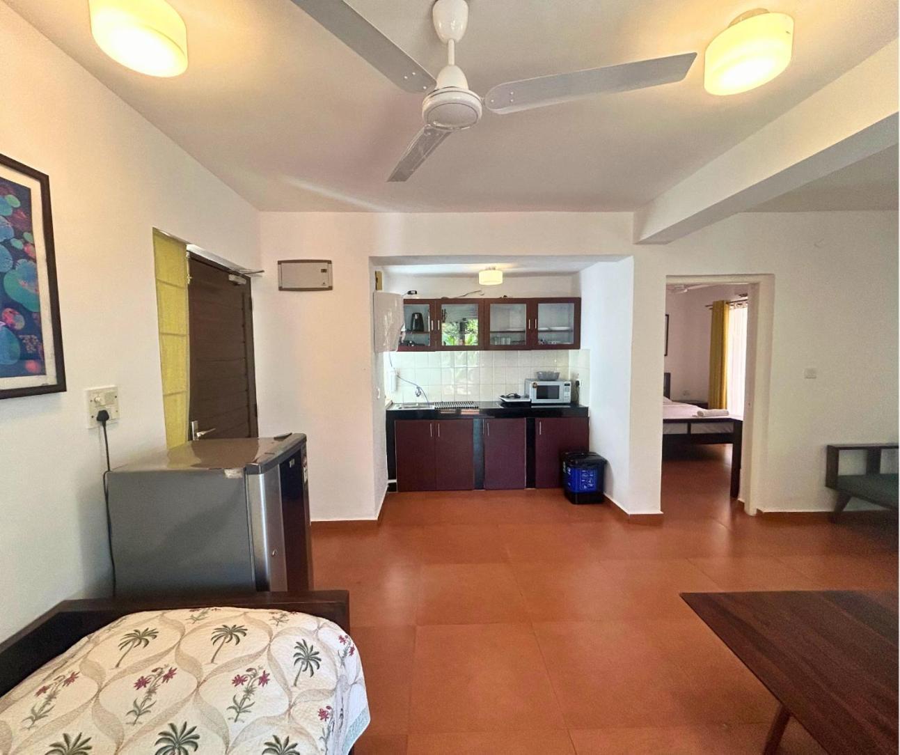 Jungle Hut-Annabelle'S Beach Apartments At Bernard Simao,Calangute,Goa Candolim Exterior photo
