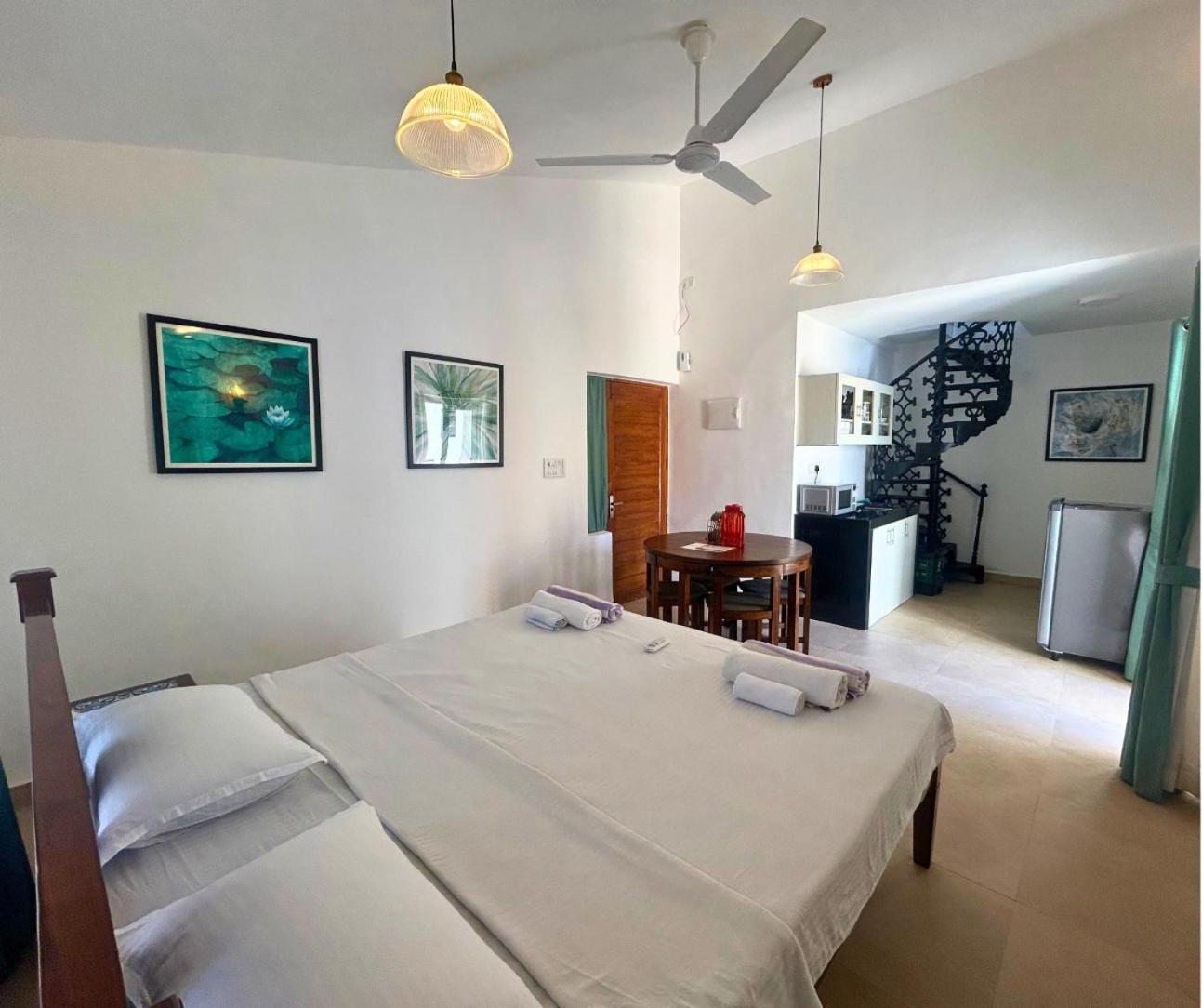 Jungle Hut-Annabelle'S Beach Apartments At Bernard Simao,Calangute,Goa Candolim Exterior photo