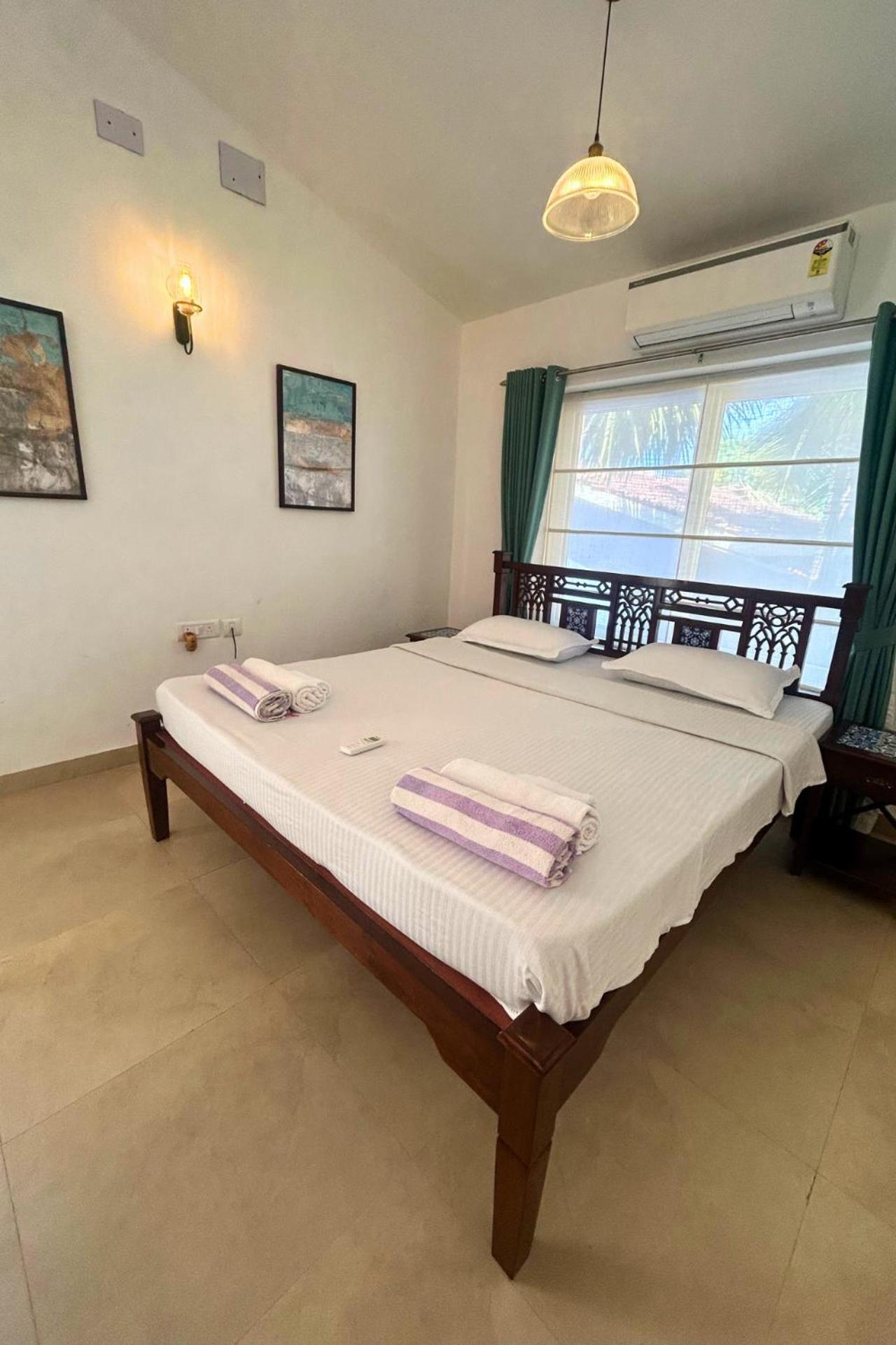 Jungle Hut-Annabelle'S Beach Apartments At Bernard Simao,Calangute,Goa Candolim Exterior photo