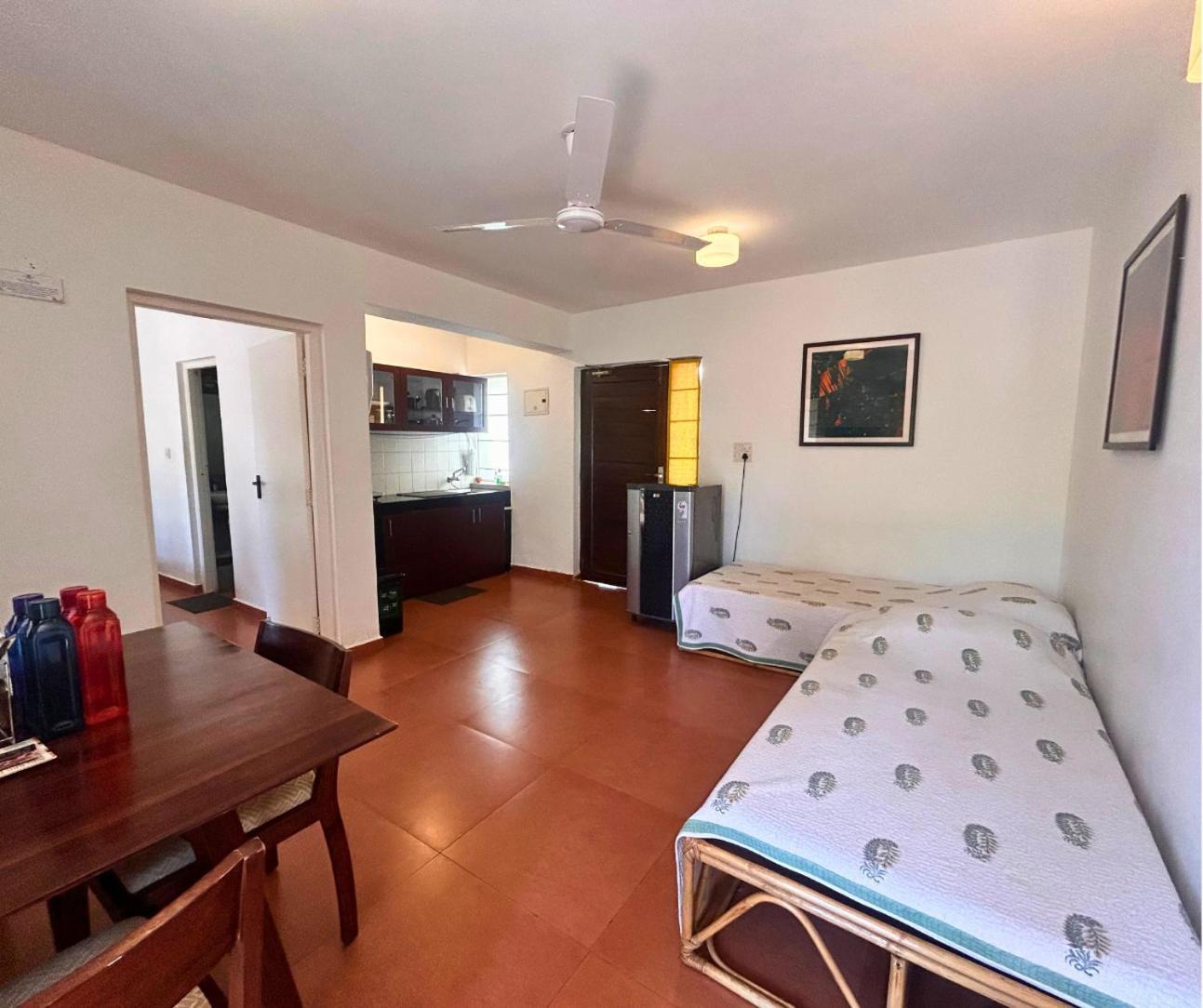 Jungle Hut-Annabelle'S Beach Apartments At Bernard Simao,Calangute,Goa Candolim Exterior photo