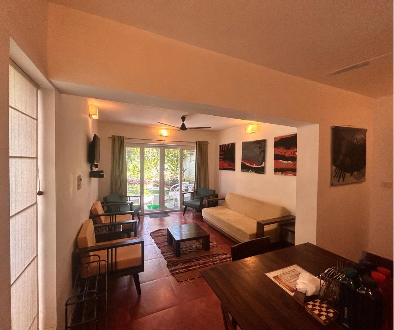 Jungle Hut-Annabelle'S Beach Apartments At Bernard Simao,Calangute,Goa Candolim Exterior photo
