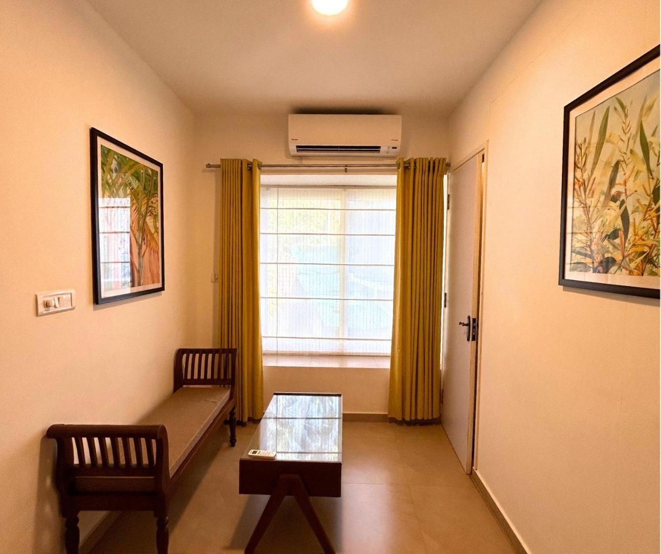 Jungle Hut-Annabelle'S Beach Apartments At Bernard Simao,Calangute,Goa Candolim Exterior photo
