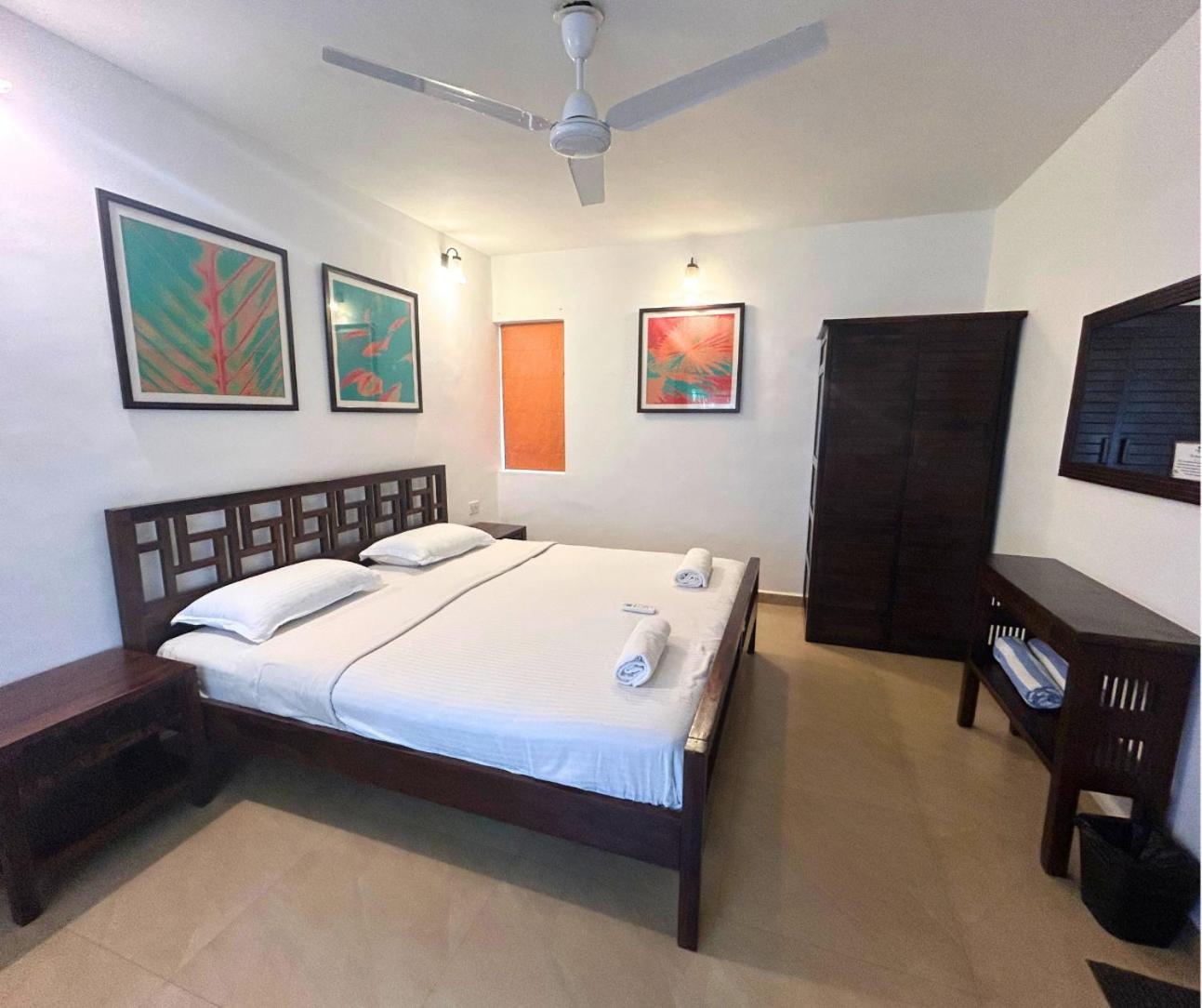 Jungle Hut-Annabelle'S Beach Apartments At Bernard Simao,Calangute,Goa Candolim Exterior photo